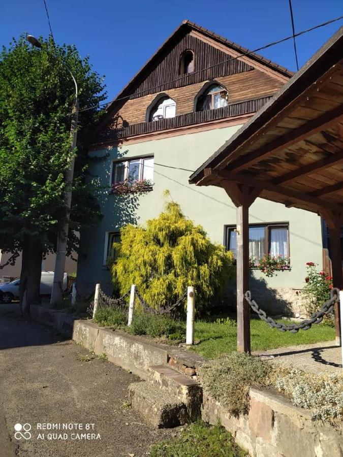 Penzion U Lipy Decin Luaran gambar